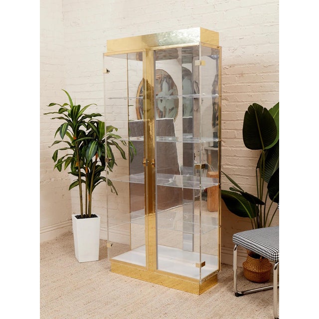 Mid-Century Modern Mid 20th Century Mastercraft Display Cabinet, Attributed For Sale - Image 3 of 12