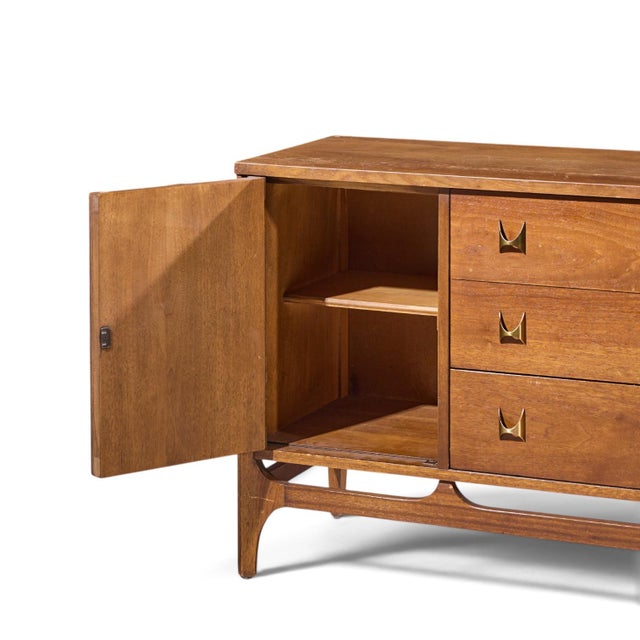 Broyhill Brasilia Mid Century Walnut and Brass Credenza For Sale In Chicago - Image 6 of 9