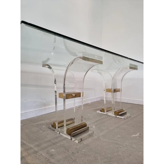 Mid-Century Modern Brass and Acrylic Glass Dining Table by Charles Hollis Jones For Sale - Image 3 of 10