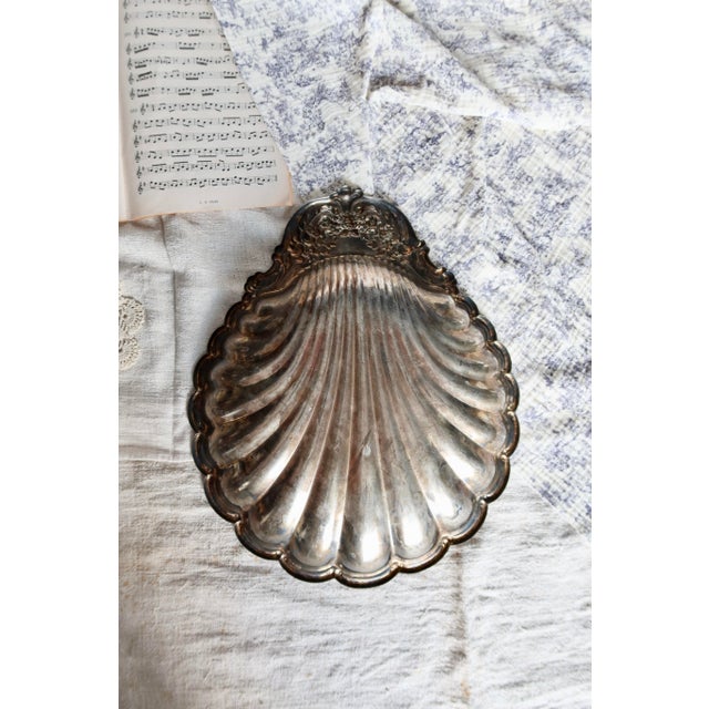 1970s Large Vintage Shell Dish in Silver Metal, 1970s For Sale - Image 5 of 7