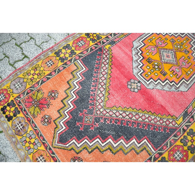 1960s 1960s Hand Woven Traditional Saloon Decor Vintage Rug For Sale - Image 5 of 11