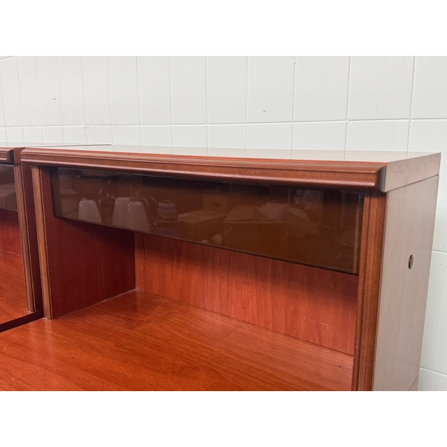 Metal Vintage Italian Nightstands with Integrated Lamps, 1970s, Set of 2 For Sale - Image 7 of 18