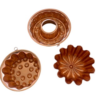 Set of 3 Vintage 1960s Copper & Tin Bakers Jello Cake Molds For Sale
