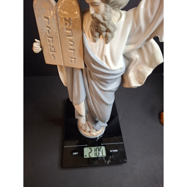 Lladro Moses Figurine 5170 Ten Commandments Porcelain Statue Box Vintage Judaica For Sale - Image 14 of 17