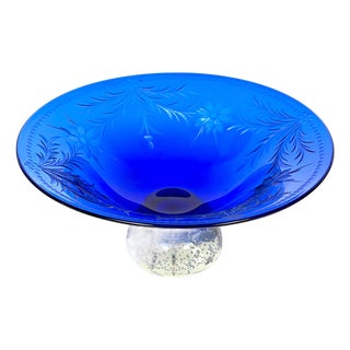 Pairpoint Cobalt Blue Engraved Floral Center Bowl Controlled Bubble Pedestal For Sale