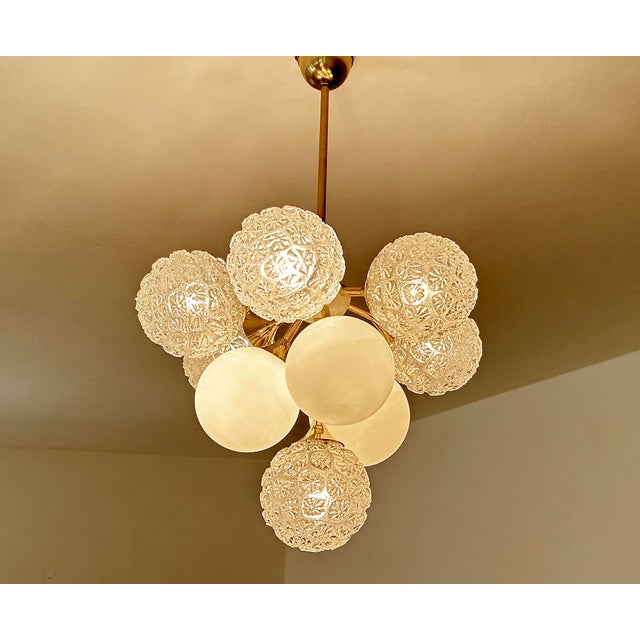 Large Italian Grape Pendant Light in Glass, 1960s For Sale - Image 11 of 18