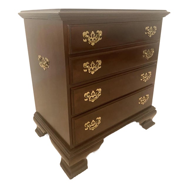 Ethan Allen Georgian Court Cherry Wood Bedside Chest Vintage Excellent Condition For Sale