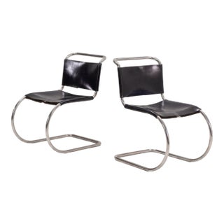 Pair of Ludwig Mies Van Der Rohe for Knoll Mr10 Chairs 1970 C. For Sale