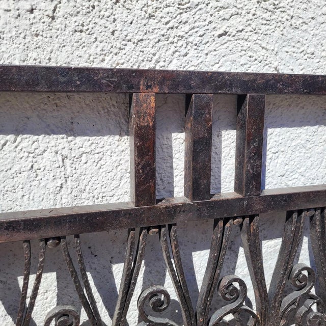Art Deco Wrought Iron Gates attributed to Edouard Schenck, 20th Century, Set of 4 For Sale - Image 4 of 18
