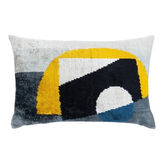 Chouchou Touch Milan Silk Velvet Ikat Pillow Cover For Sale