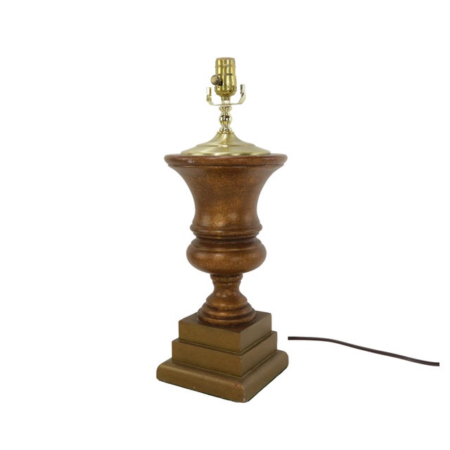 A vintage neoclassical wooden trophy-shaped table lamp. The core design of this lamp adopts the traditional neoclassical...