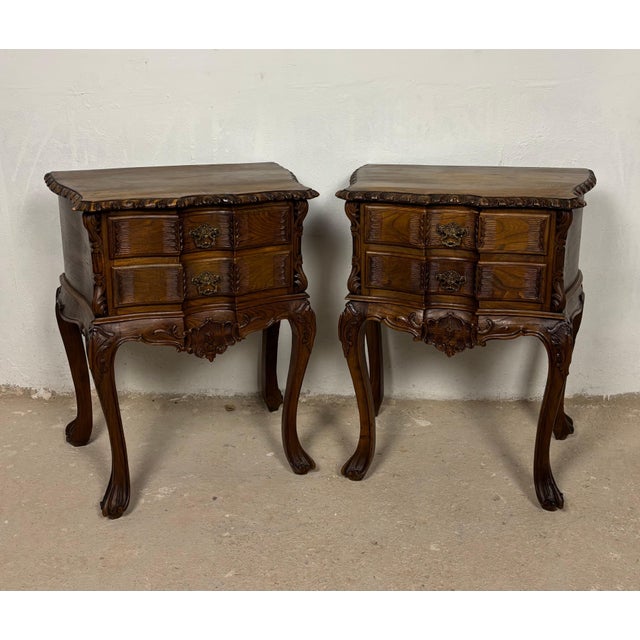 Pair of Spanish Carved Louis XV Style Bedside Tables in Oak, 20th Century For Sale - Image 11 of 16