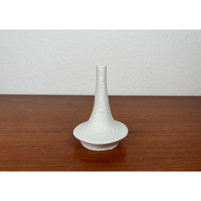 Small Mid-Century Modern German White Sculptural Vase by Peter Müller for Sgrafo Modern, 1960s For Sale - Image 6 of 16