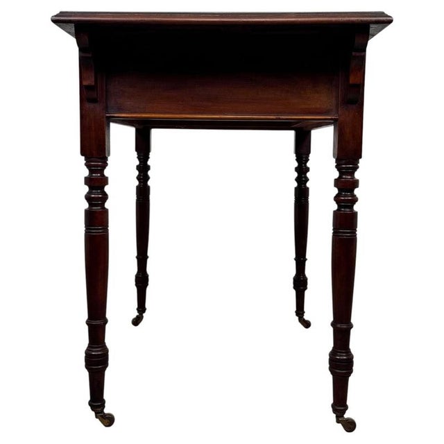 2000 - 2009 Early 20th Century Antique English Mahogany Writing Table with Green Leather Top For Sale - Image 5 of 12