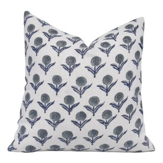 Fabdivine Block Print Cushion Cover 26x26 Inch Off-White Linen-Gandapushp For Sale