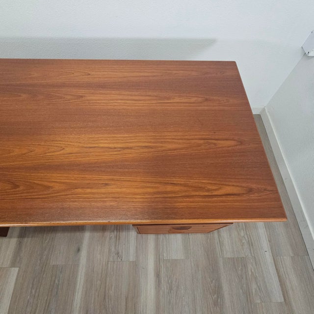 Attributed Kai Kristiansen Model 58 Danish Modern Floating Executive Desk 70" For Sale - Image 14 of 18