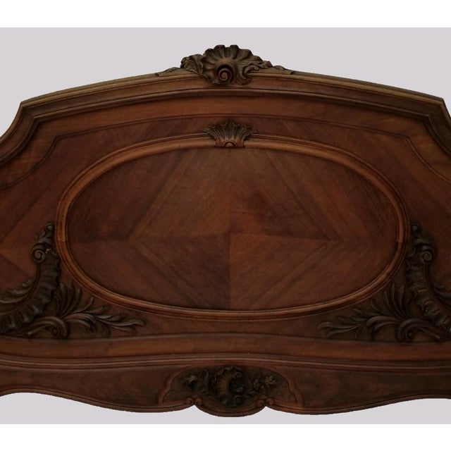 Brown Antique French Louis XV Walnut Bed – Rococo Carved Queen Adaptable Circa 1900s For Sale - Image 8 of 18