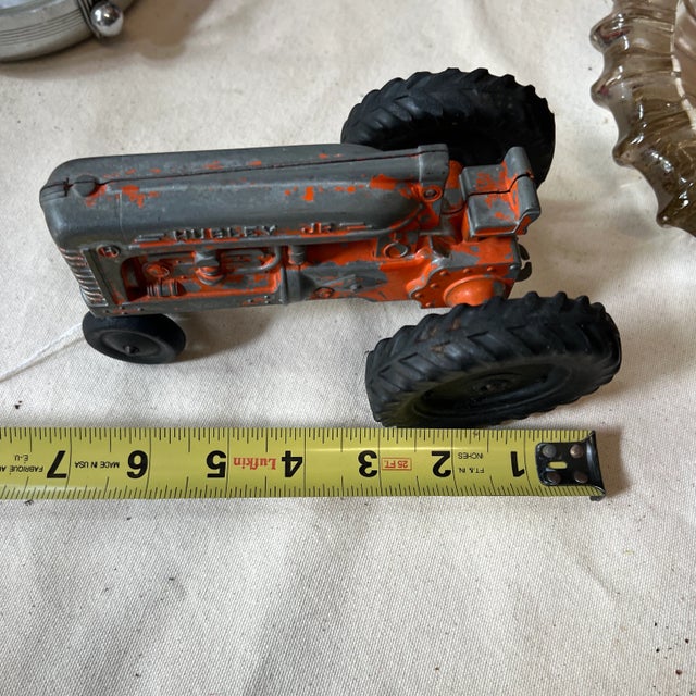 Black World Fair Working Foto Reel Tiger and Metal Tractor For Sale - Image 8 of 12