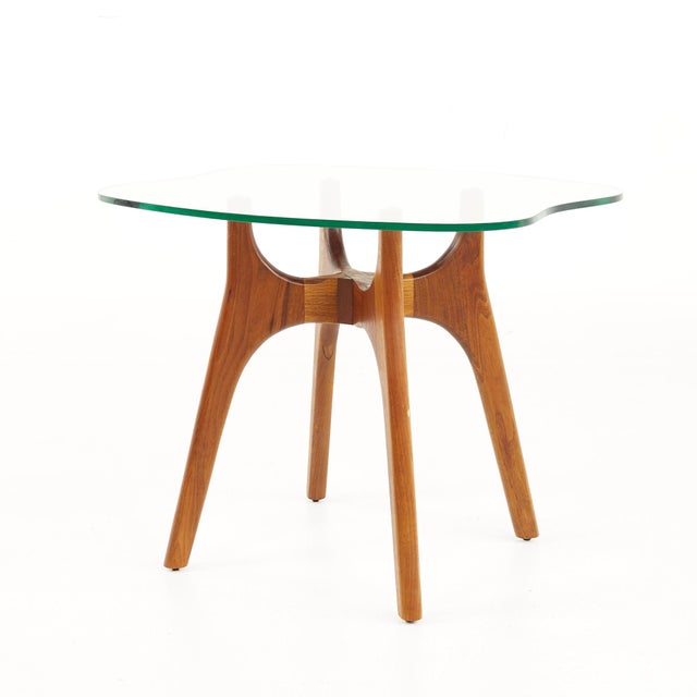 Adrian Pearsall Adrian Pearsall Style Mid Century Walnut and Glass Stingray End Tables - Pair For Sale - Image 4 of 10