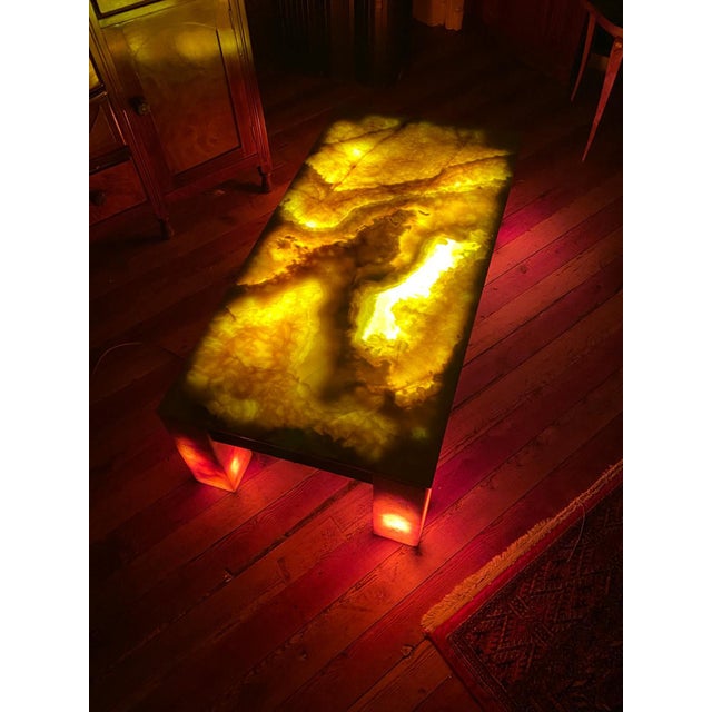 Solid Onyx Coffee Table with Built-in Lighting, Italy, 1970s For Sale - Image 4 of 11