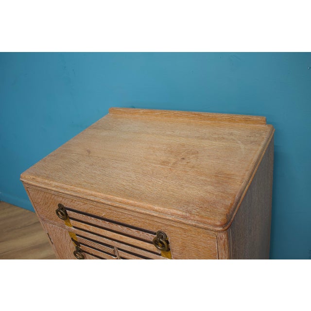 Art Deco British Secret Oak Tallboy, 1930s For Sale - Image 9 of 10