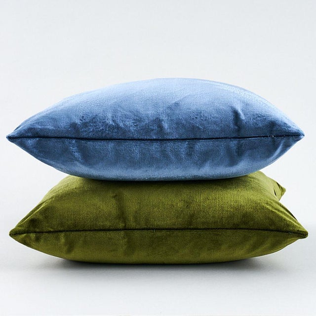 Traditional Venetian Blue Silk Velvet Cadet 18" Pillow For Sale - Image 3 of 4