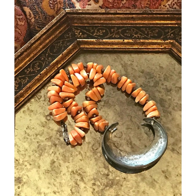 1970s 1970s Vintage Alexis Kirk Coral Orange Pewter Crescent Pendant Necklace For Sale - Image 5 of 8