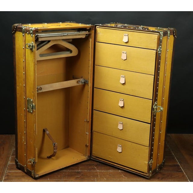 Wardrobe Trunk from Louis Vuitton, 1890s For Sale - Image 10 of 10