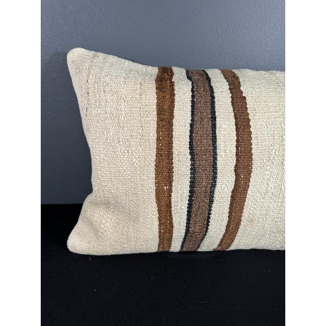 Contemporary Turkish Hemp Pillow Cushion Natural Beige Brown Pillow Cushion Cover 16" x 24" For Sale - Image 3 of 4