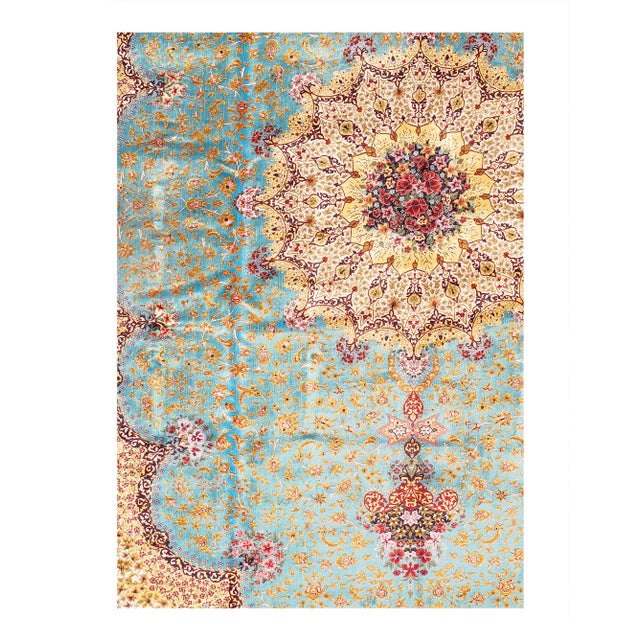Viscose on a cotton foundation with a medallion This rug has a dense, soft pile, and excellent quality, to ensure that you...