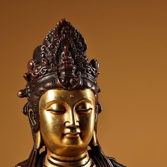 Metal Late 20th Century Gilt Bronze Figure of a Seated Guanyin Bodhisattva For Sale - Image 7 of 10