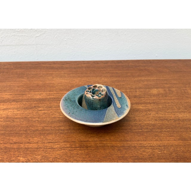 Vintage Postmodern Ceramic Pique Fleur Vase, 1980s For Sale - Image 16 of 18