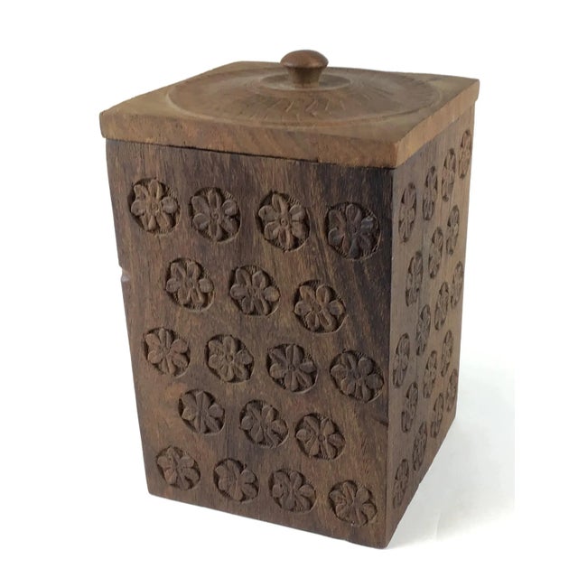 Rustic European 1920s Solid Heavy Wood Carved Covered Box For Sale - Image 3 of 12