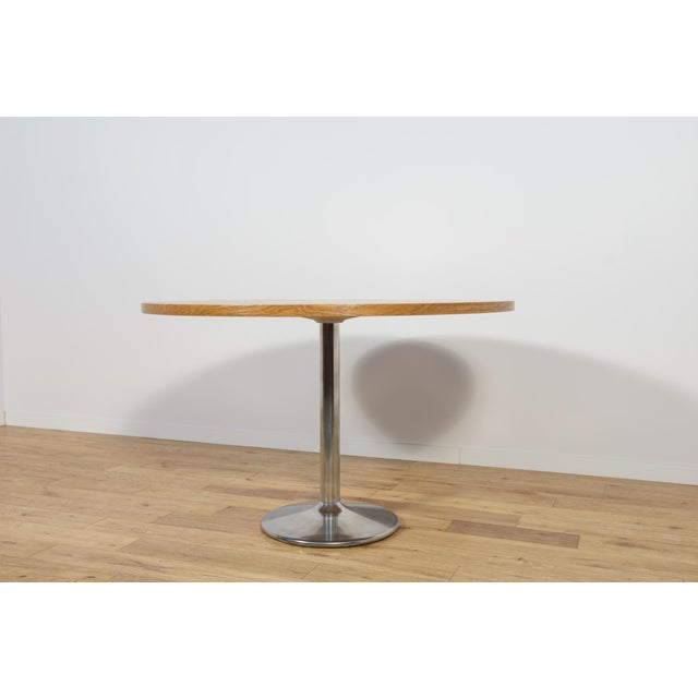 Mid-Century Modern Mid-Century Modern Oak Round Dining Table, Denmark, 1970s For Sale - Image 3 of 11