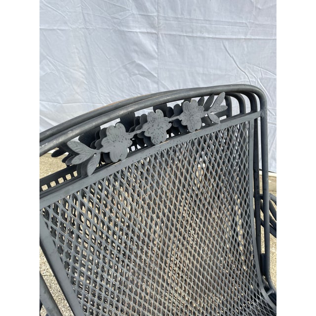 Dogwood Outdoor Patio Dining Set 4 Chairs 48" Pedestal Table Meadowcraft Attributed For Sale - Image 9 of 10