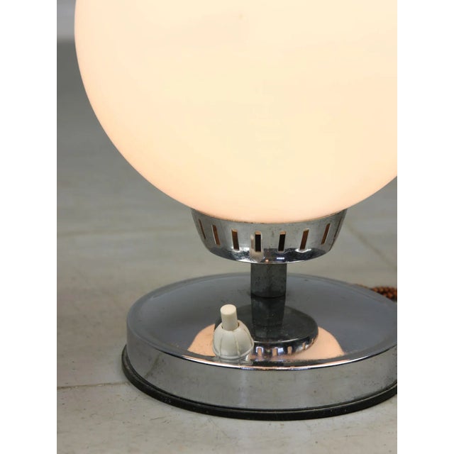 Vintage Table Lamp in Chrome and Opaline For Sale - Image 4 of 8