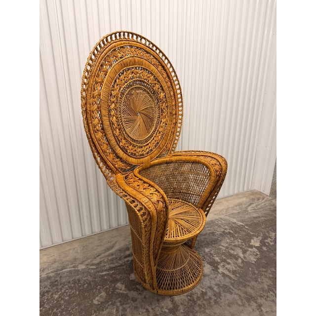 1960s Vintage Italian Grand Wicker Peacock Chair For Sale In Miami - Image 6 of 10