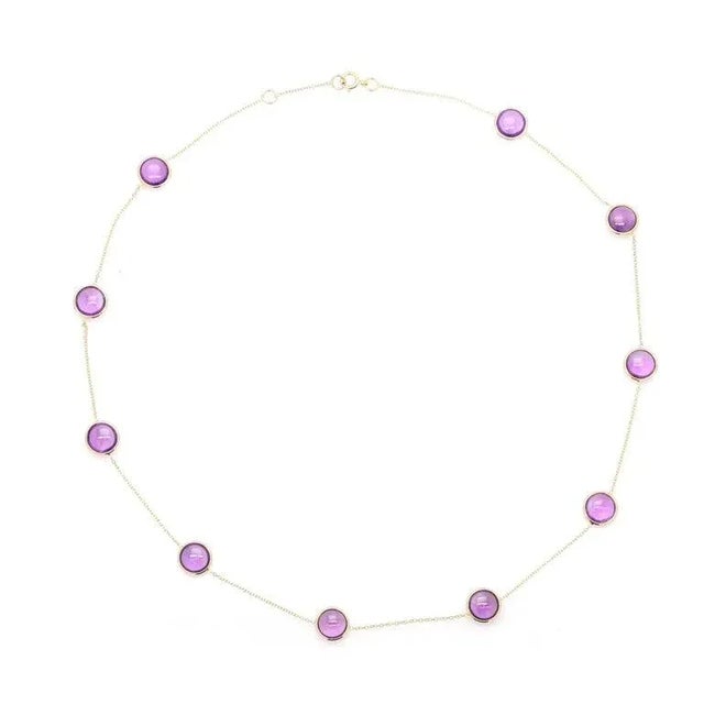 Art Deco 16 Carat Round Amethyst Studded Station Necklace in 18k Gold For Sale - Image 3 of 10