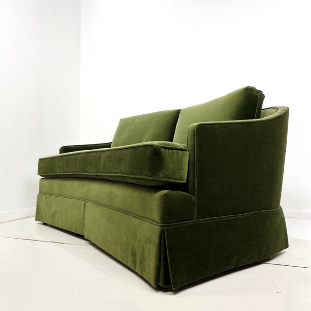 1960s 1960s Green Schumacher Velvet Curved Loveseat For Sale - Image 5 of 15