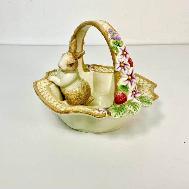 1990s 1990s Vintage Hollywood Regency Majolica Flora Bunny Jelly Bean Bowl, Fitz & Floyd Trompe L’Oeil Style For Sale - Image 5 of 14