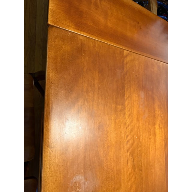 Mid 20th Century Cushman of Vermont Colonial Creations Brandywine Manor Dining Room Set No. 7031, 6 Chair, Expandable Table For Sale - Image 12 of 13