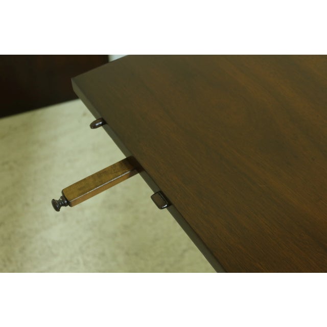 1970s Kittinger Cw-66 Colonial Williamsburg Mahogany Dining Room Table For Sale - Image 5 of 13