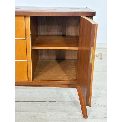 Mid-Century Chest of Drawers, 1960s For Sale - Image 9 of 14