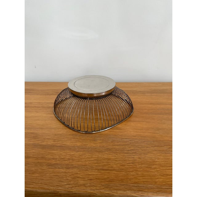 Mid-Century Silver Plated Bread Basket - Attributed to Gorham For Sale - Image 9 of 12