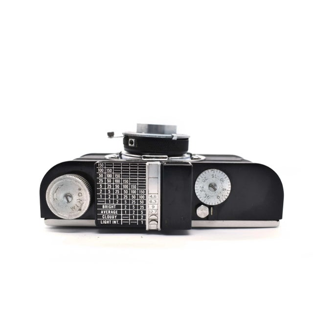 Late 20th Century Mid 20th Century Argus Anastigmat 50mm Film Camera Made in Usa For Sale - Image 5 of 9