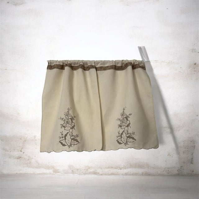 French Provincial Pack of 2 Vintage Bistro Curtains 20x20 Length Each Handmade Upcycled New For Sale - Image 3 of 3