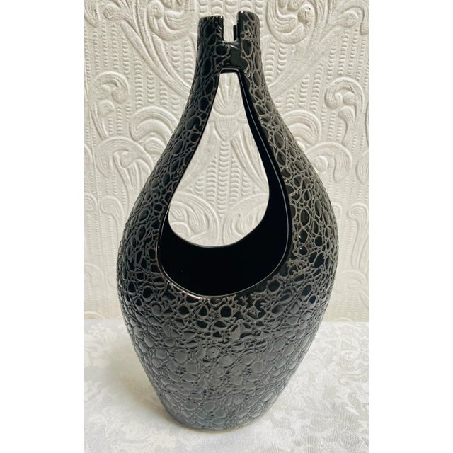 1960s Mid Century Modern Black Vase For Sale - Image 6 of 11