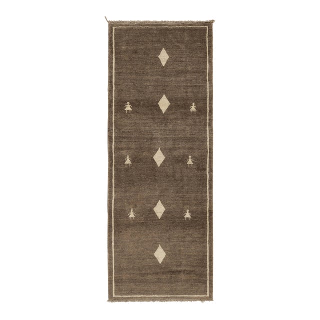 Vintage Gabbeh Persian Runner Rug in Brown With Diamond Medallions - Rug & Kilim For Sale