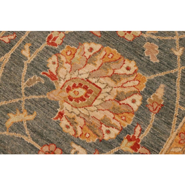 1990s Boho Chic Ziegler Gray Beige Hand-Knotted Wool Rug - 10'0'' X 14'6'' For Sale - Image 5 of 8