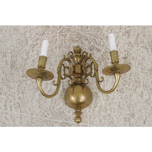 1930s Pair Vintage Colonial Williamsburg Brass Candelabra Wall Sconces For Sale - Image 5 of 13